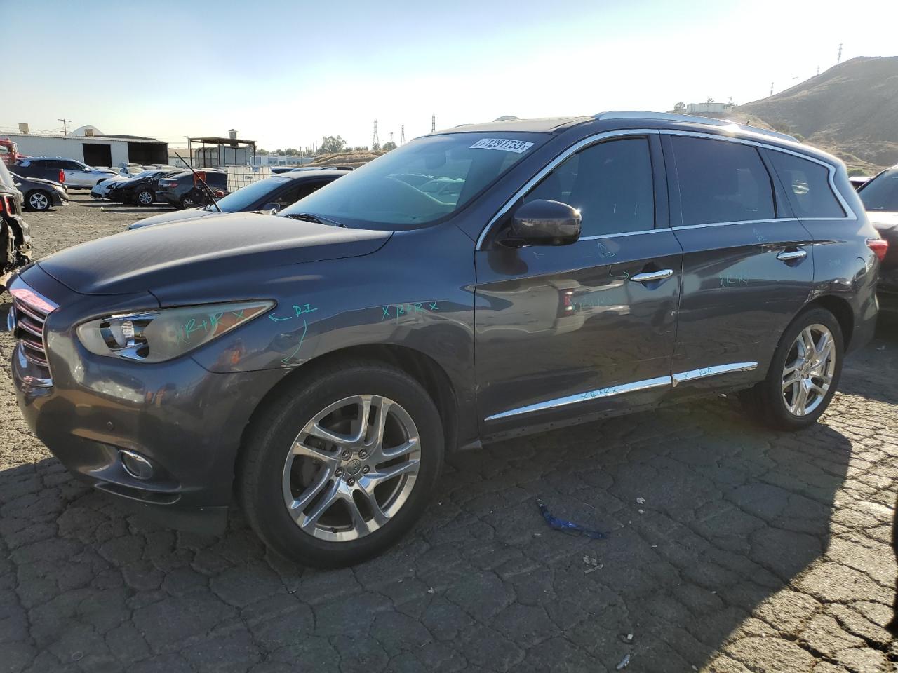 Infiniti Jx (2013)