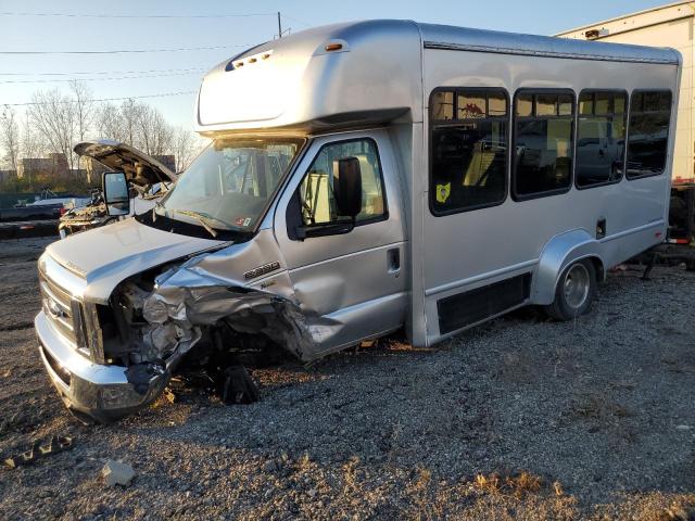 Ford Econoline (2014)