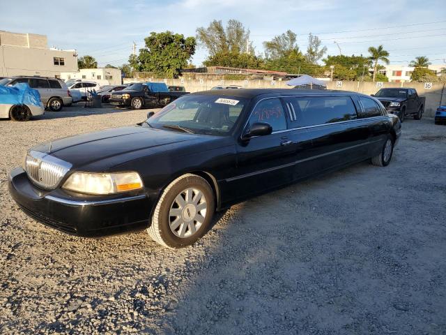 Lincoln Towncar (2004)