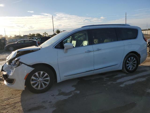Chrysler Pacifica (2019)