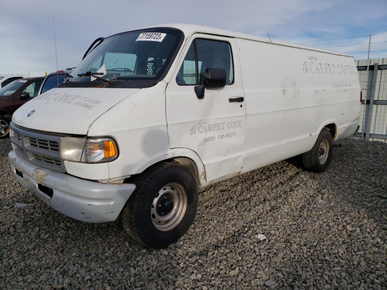 Dodge Ram van (1997)