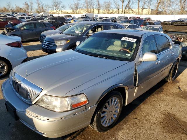 Lincoln Towncar (2003)