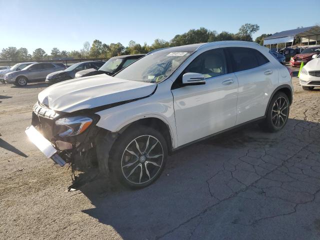 Mercedes-benz Gla-class (2015)