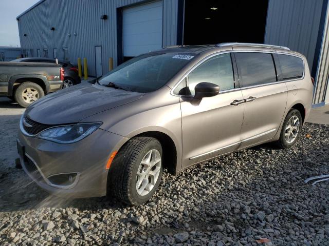 Chrysler Pacifica (2017)