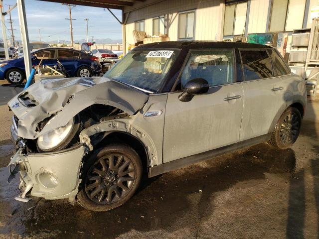 Mini Cooper (2015)