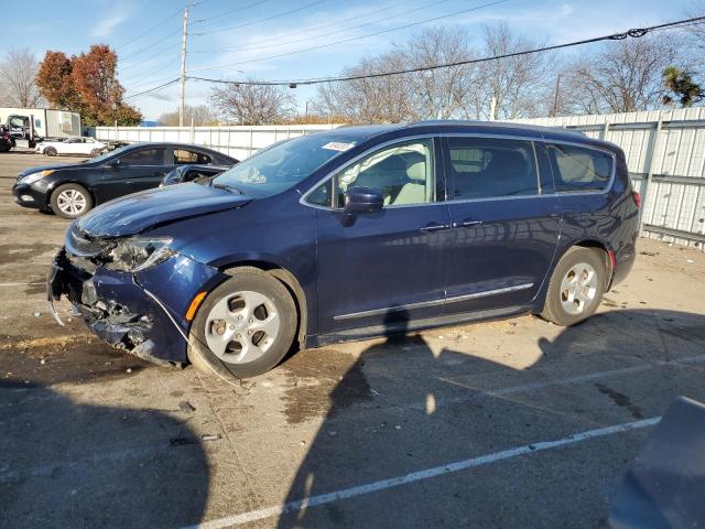 Chrysler Pacifica (2017)