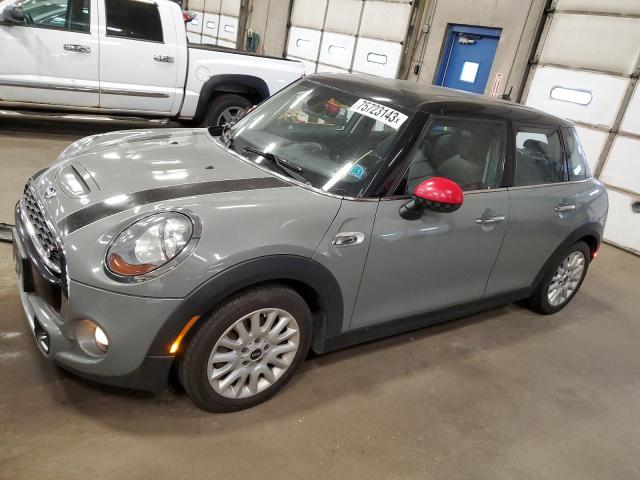 Mini Cooper (2015)