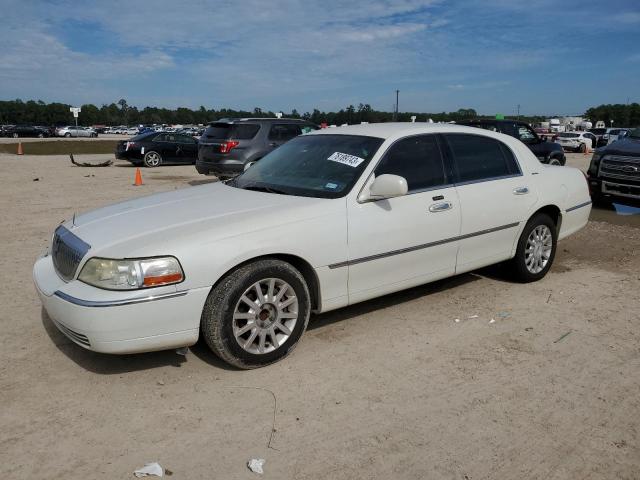 Lincoln Towncar (2006)