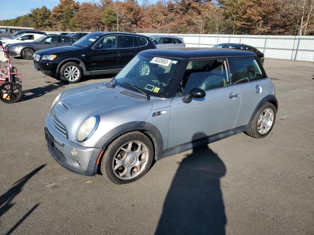 Mini Cooper (2006)