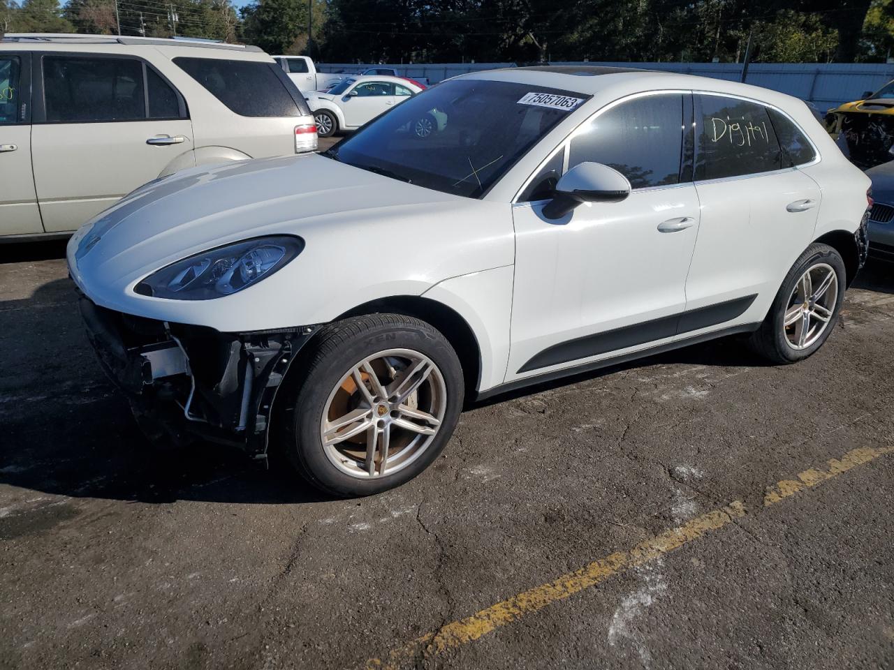 Porsche Macan (2015)