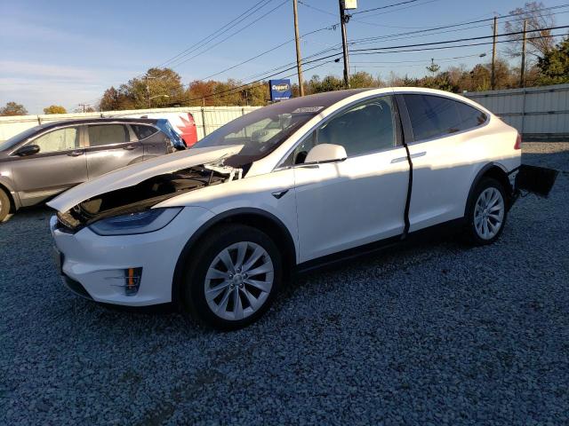 Tesla Model x (2020)