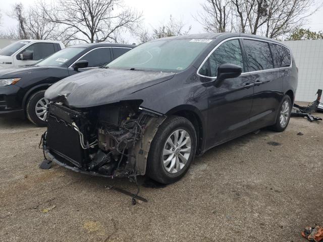 Chrysler Pacifica (2017)