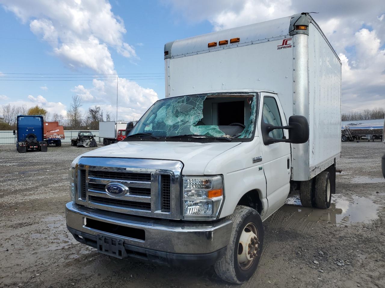 Ford Econoline (2011)