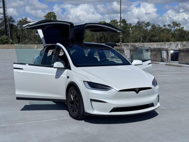 Tesla Model x (2023)