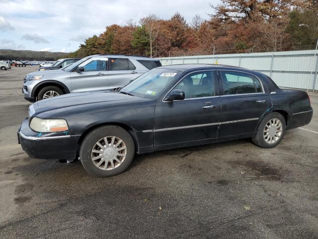 Lincoln Towncar (2006)