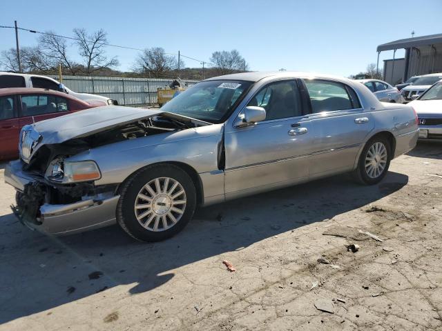 Lincoln Towncar (2004)