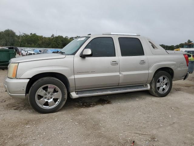 Cadillac Escalade (2004)