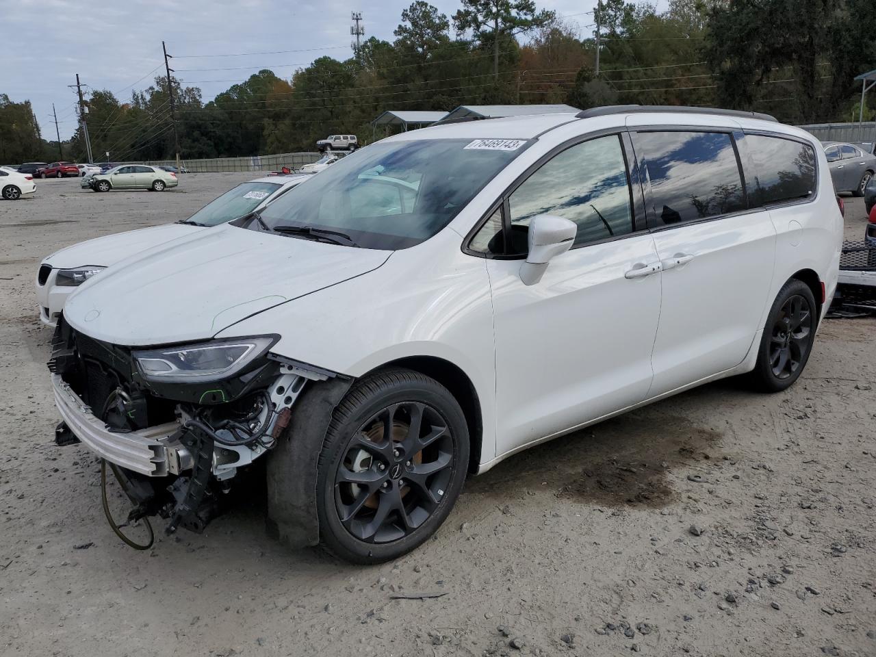 Chrysler Pacifica (2022)