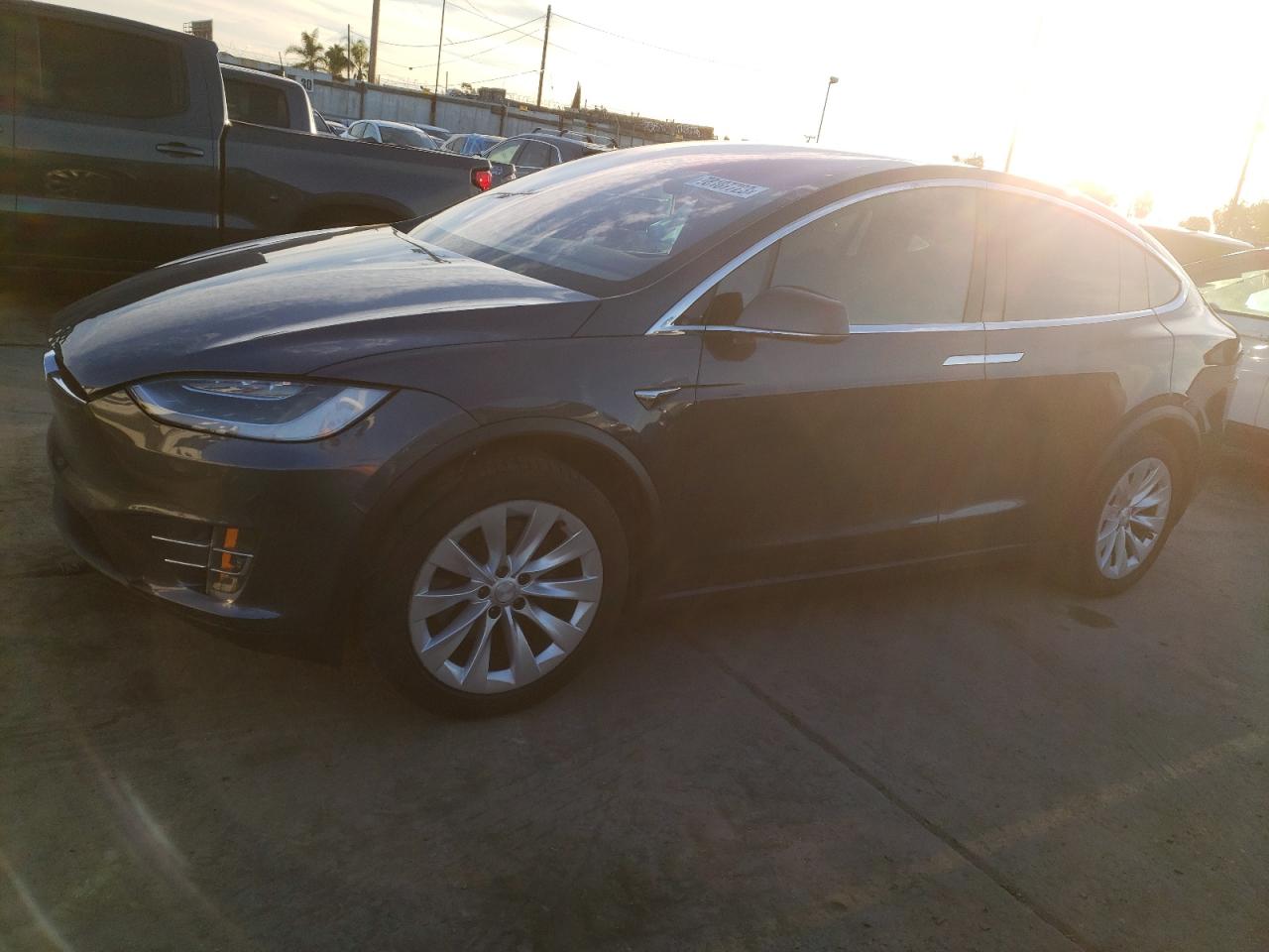 Tesla Model x (2017)