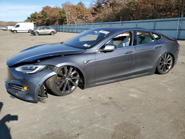 Tesla Model s (2020)