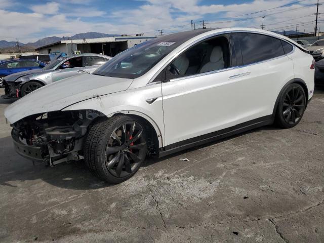 Tesla Model x (2018)