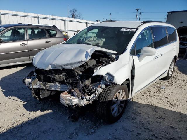 Chrysler Pacifica (2017)
