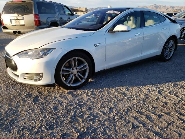 Tesla Model s (2015)
