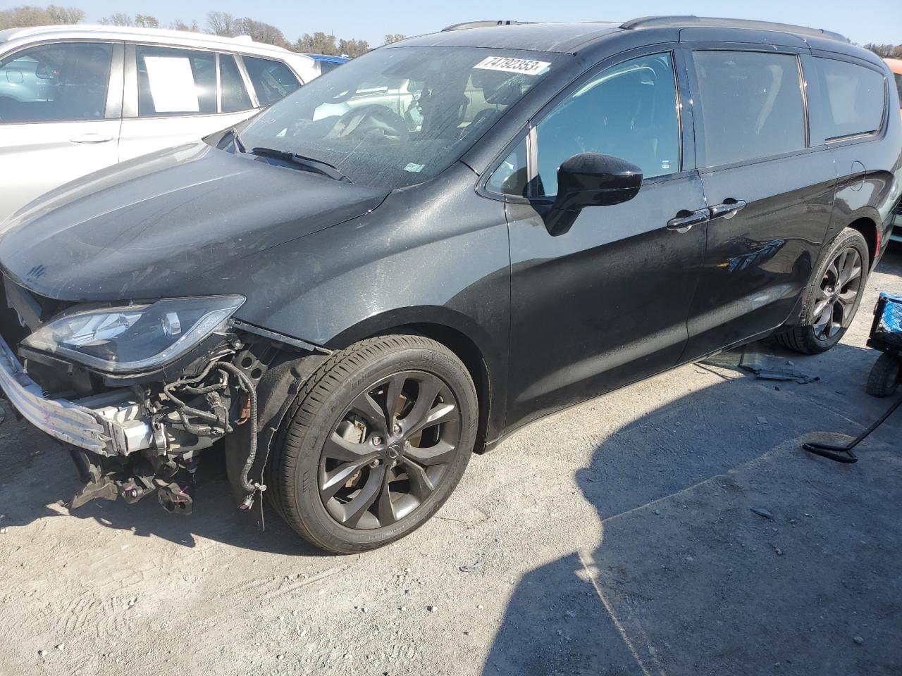 Chrysler Pacifica (2020)