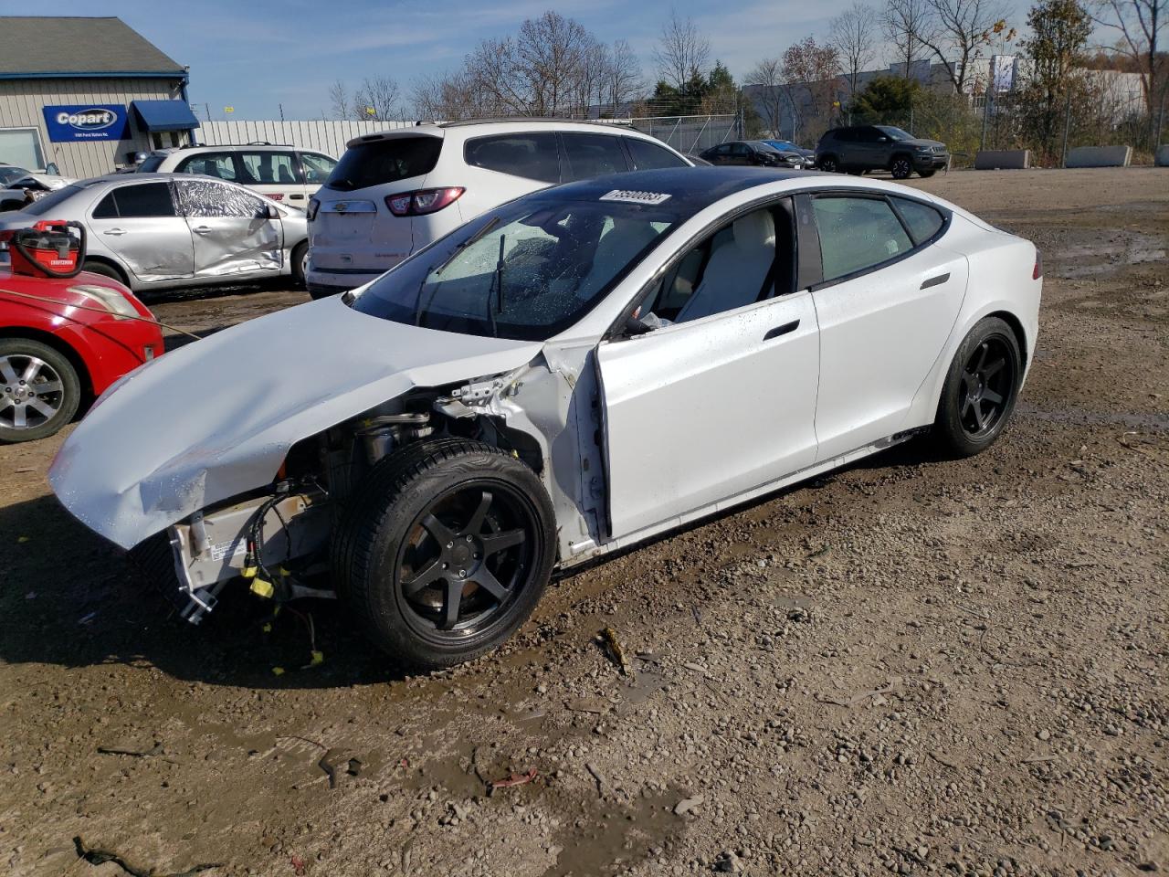 Tesla Model s (2021)