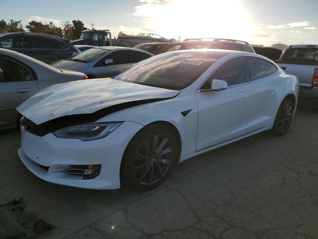 Tesla Model s (2019)