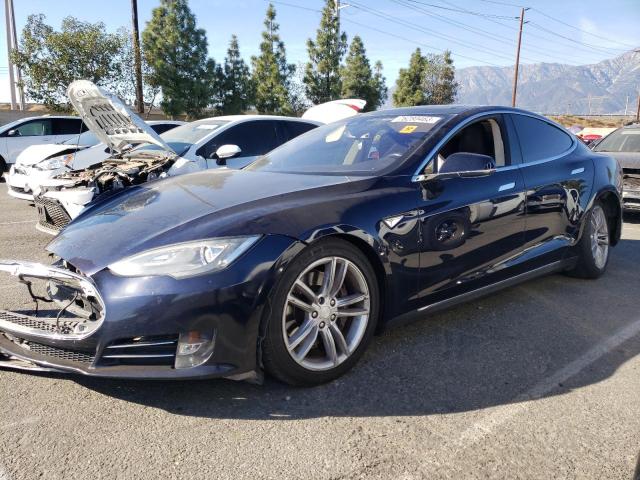 Tesla Model s (2015)