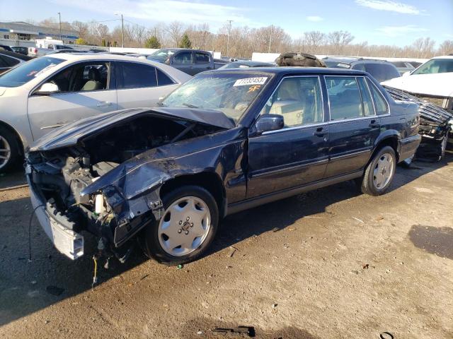 Volvo S90 (1998)