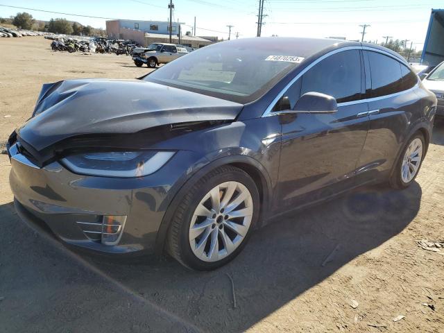 Tesla Model x (2016)