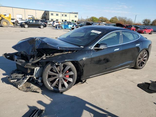 Tesla Model s (2016)