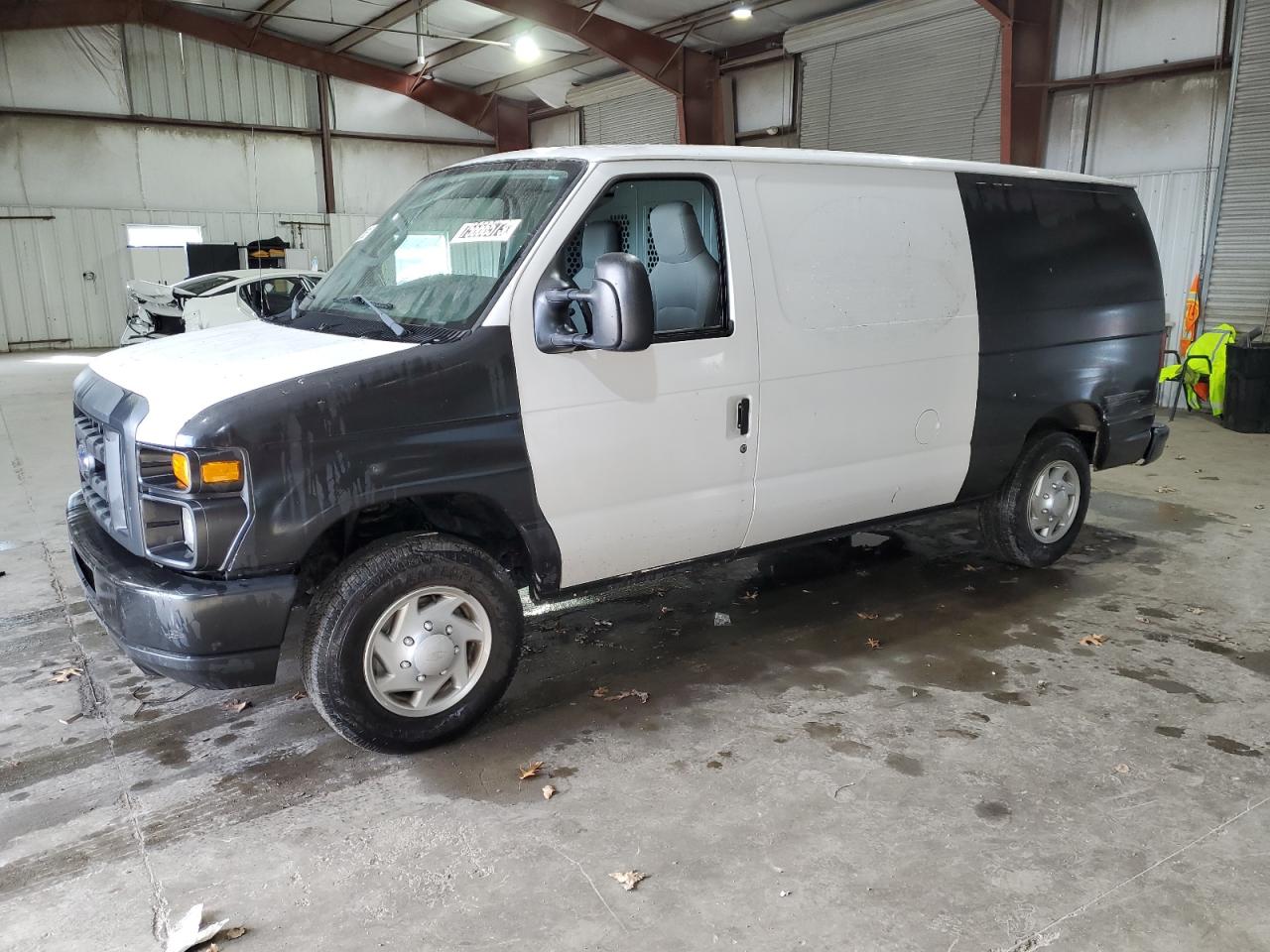 Ford Econoline (2013)