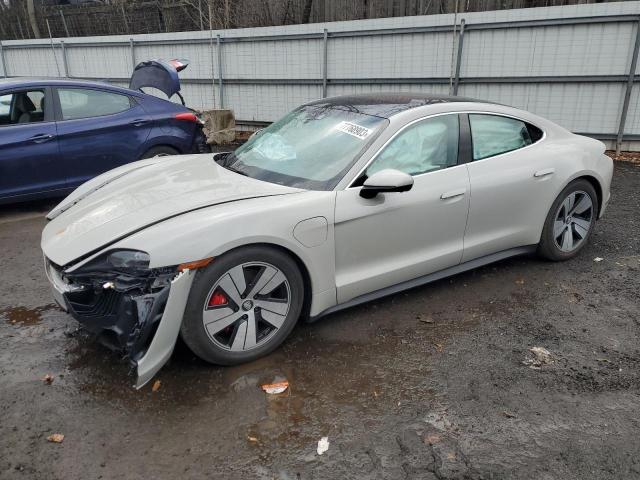 Porsche Taycan (2022)