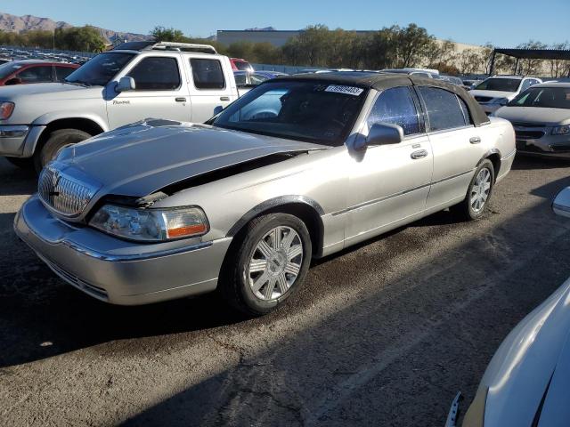 Lincoln Towncar (2003)