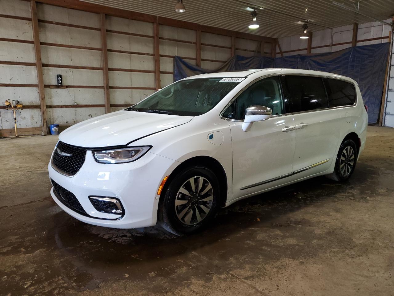 Chrysler Pacifica (2022)