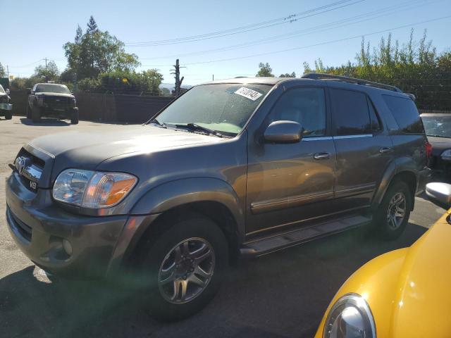 Toyota Sequoia (2005)