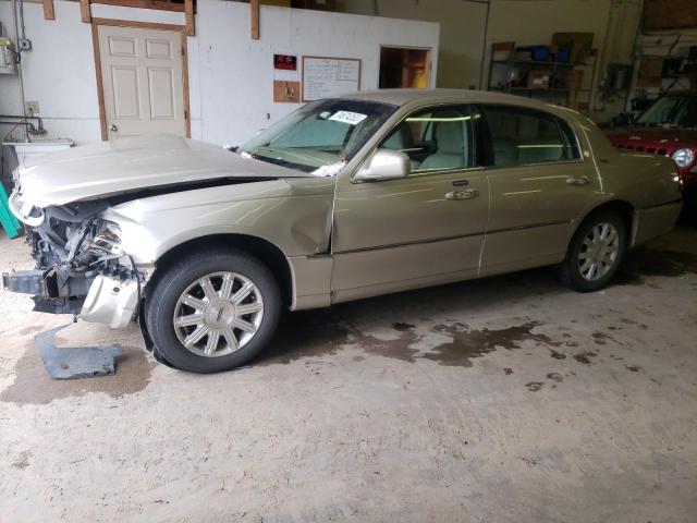 Lincoln Towncar (2011)