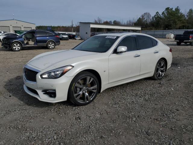 Infiniti Q70 (2016)