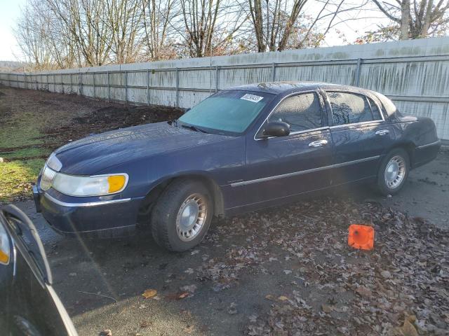 Lincoln Towncar (2001)