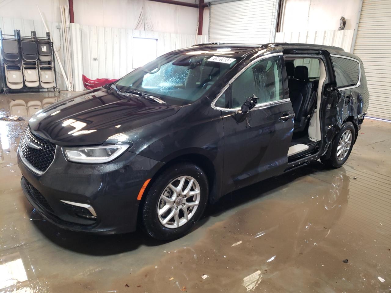 Chrysler Pacifica (2022)