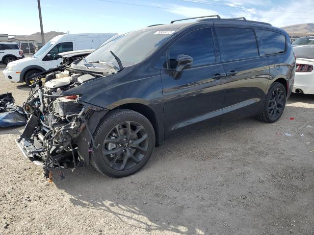 Chrysler Pacifica (2022)