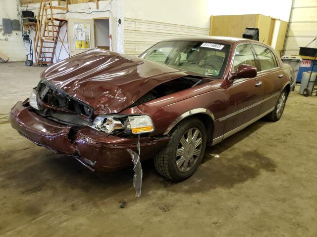 Lincoln Towncar (2003)