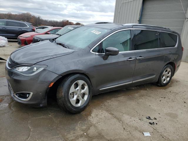 Chrysler Pacifica (2017)