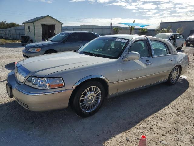 Lincoln Towncar (2006)