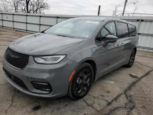Chrysler Pacifica (2022)