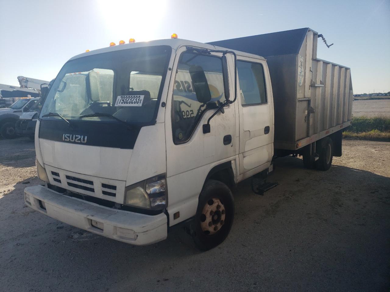 Isuzu Npr (2006)