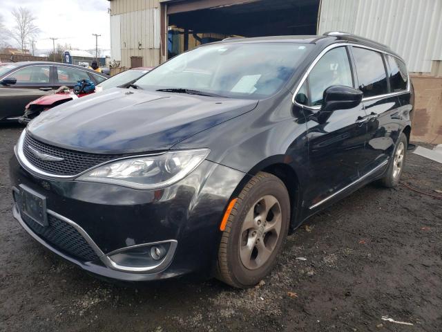 Chrysler Pacifica (2017)